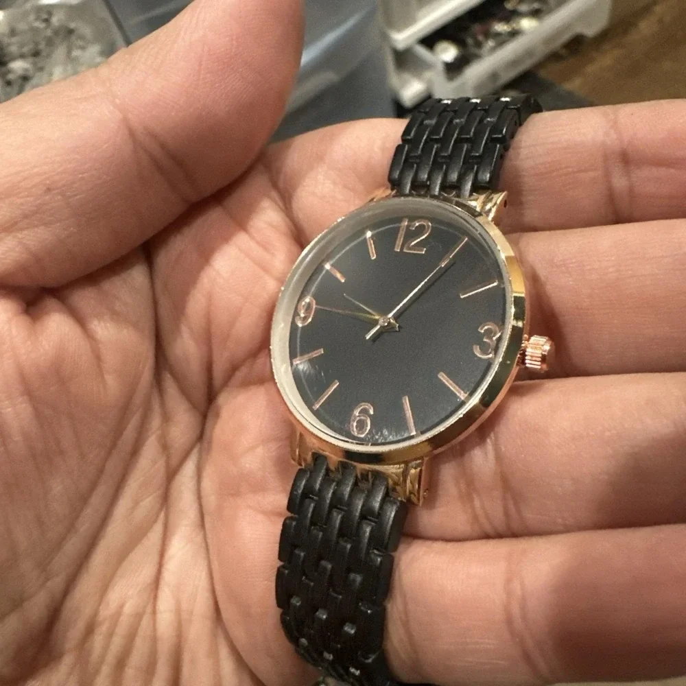 Working Luxury Style Watch Black/Gold Metal Band‎ Wrist Round Unisex 35mm 7in